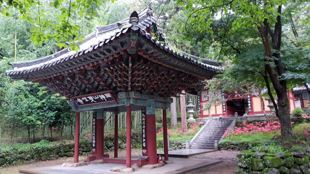 일주문 풍경