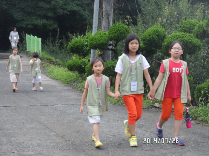 140726 쌍계사 어린이 한문학당19.JPG
