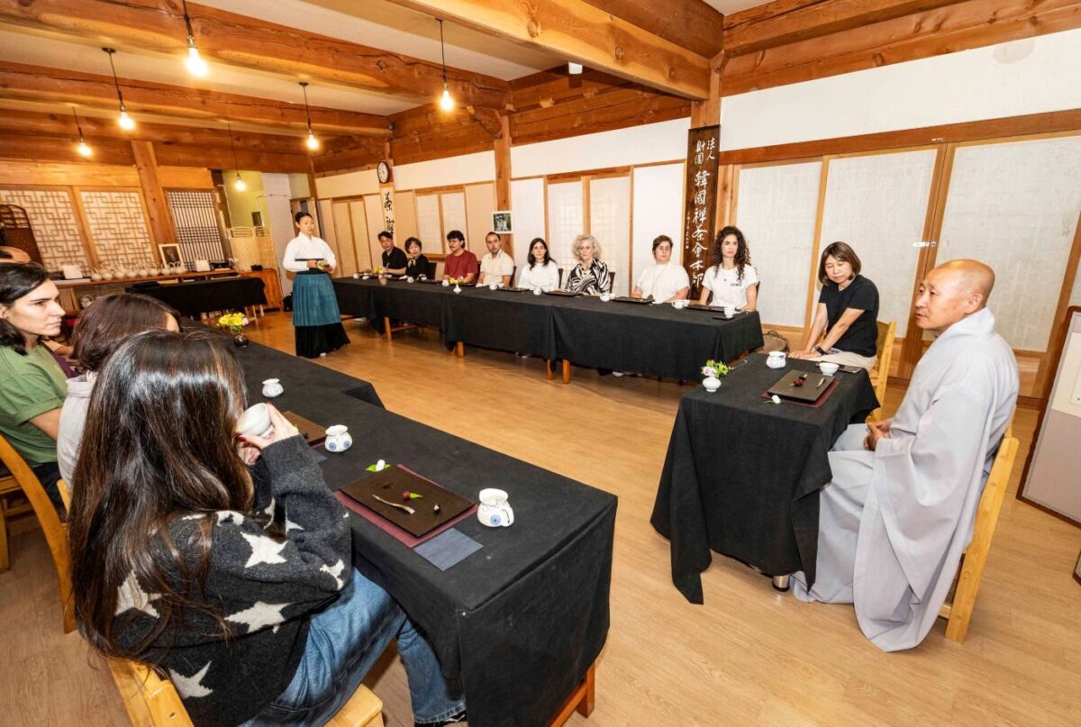 중남미 관광객 접견 다회 - 선다회