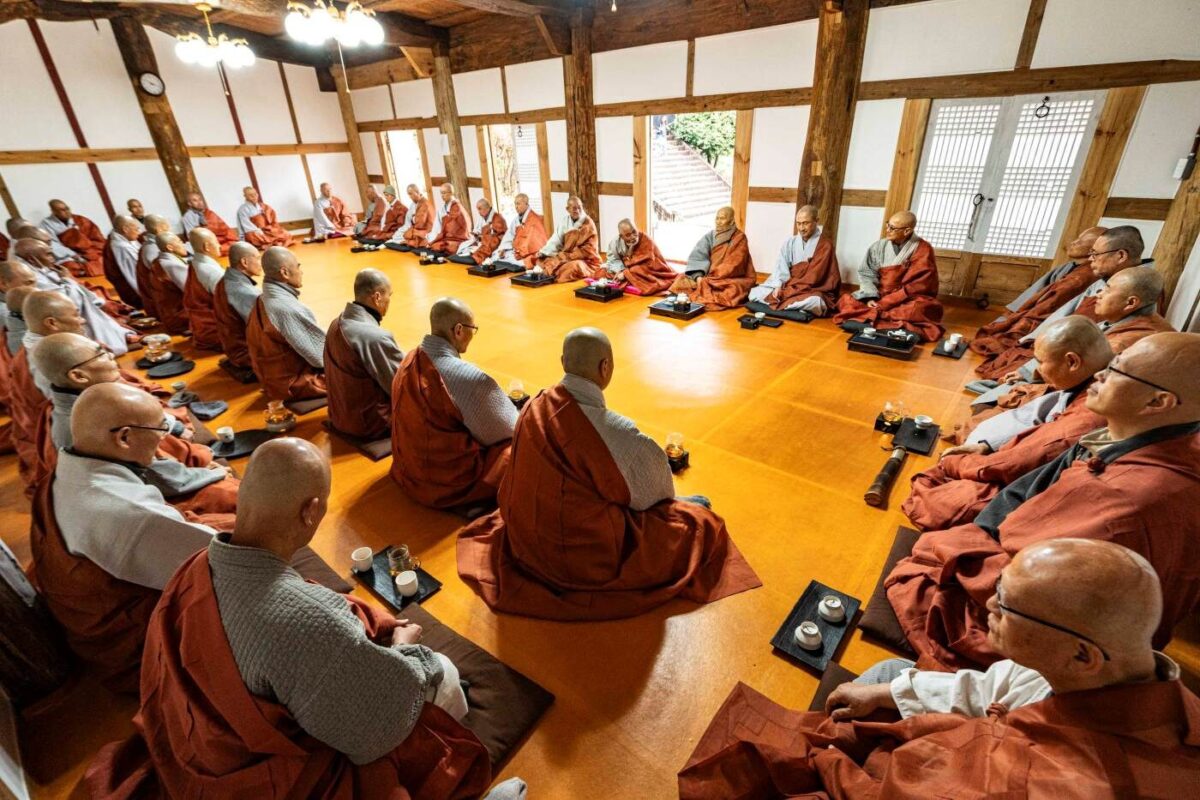 동안거 해제 차담 - 적묵당