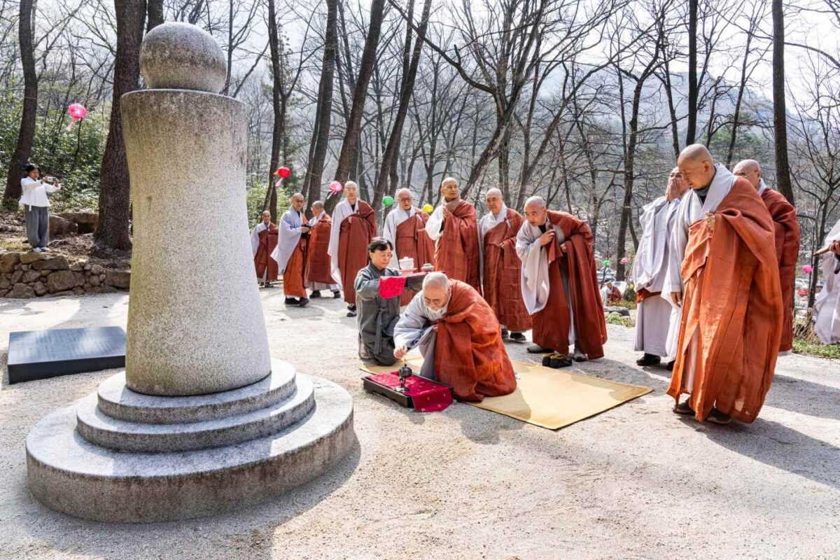 고산대선사 열반다례 - 영모전 부도탑